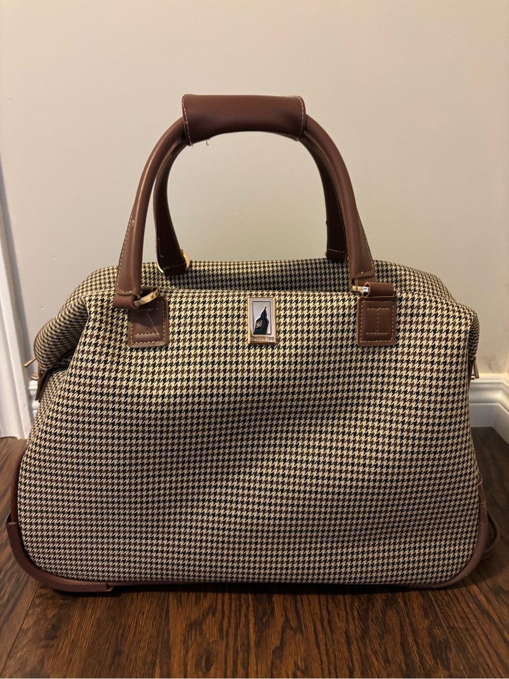 London Fog Brown Houndstooth Travel Bag with Brown Leather Trim